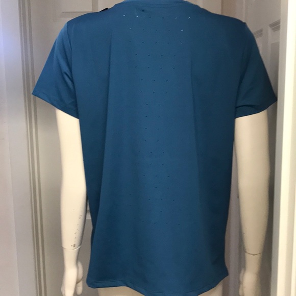 Under Armour Athletic/Athleisure Top, Sz L, NWT! - Picture 6 of 9